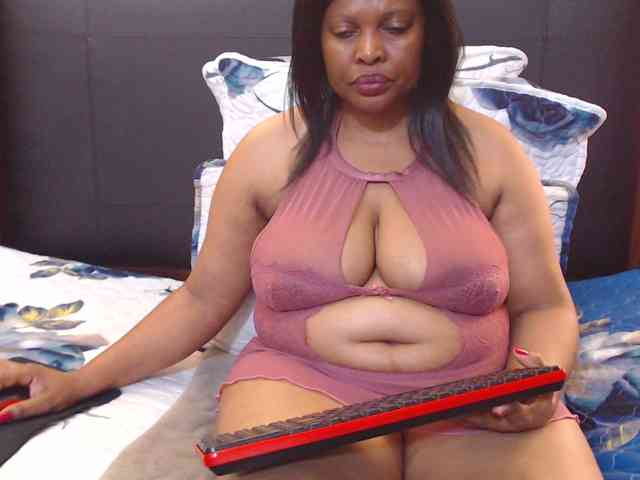 Busttyebony19 webcam