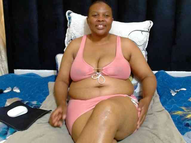 Busttyebony19 webcam