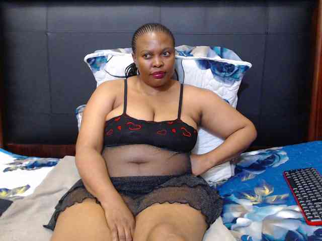 Busttyebony19 webcam