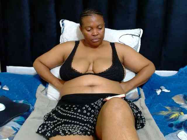 Busttyebony19 webcam