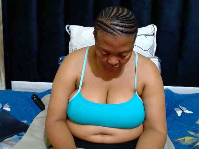 Busttyebony19 webcam