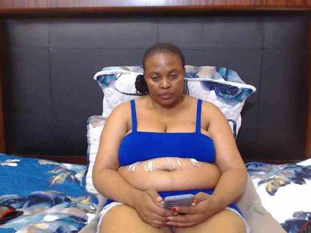 Busttyebony19 webcam