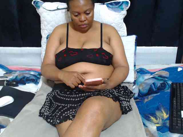 Busttyebony19 Busttyebony19