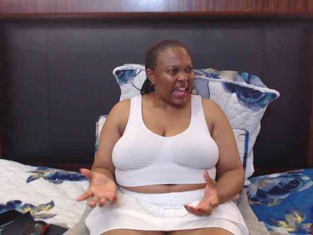 Busttyebony19 webcam