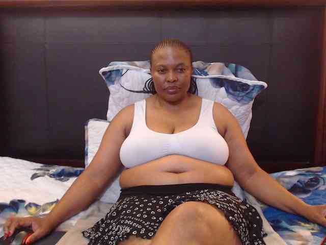 Busttyebony19 webcam