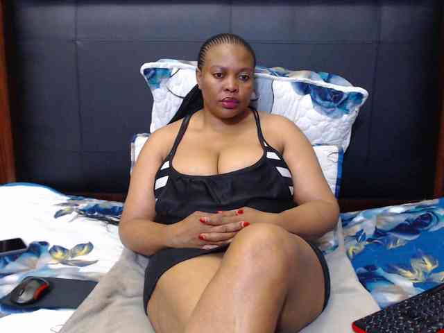 Busttyebony19 webcam