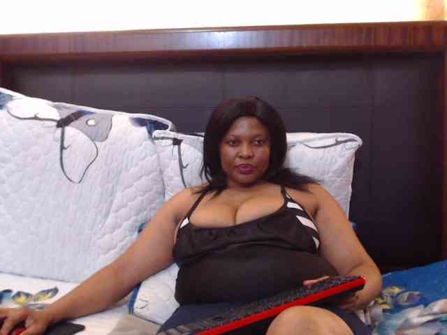 Busttyebony19 webcam