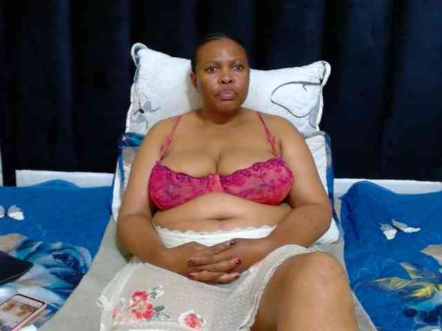 Busttyebony19 webcam