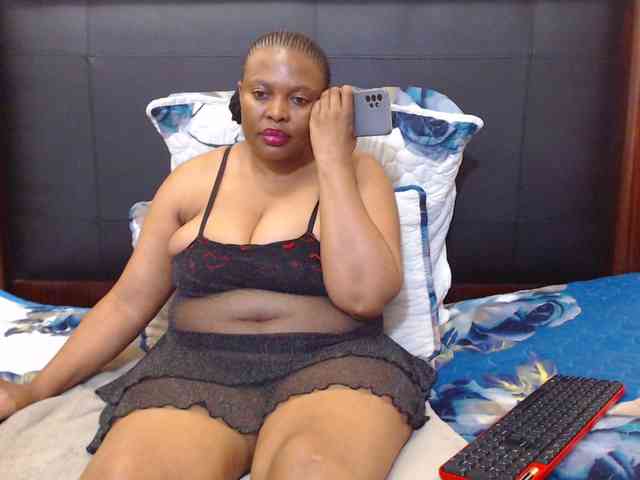 Busttyebony19 webcam