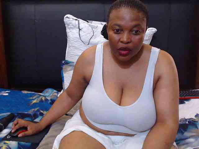 Busttyebony19 Busttyebony19