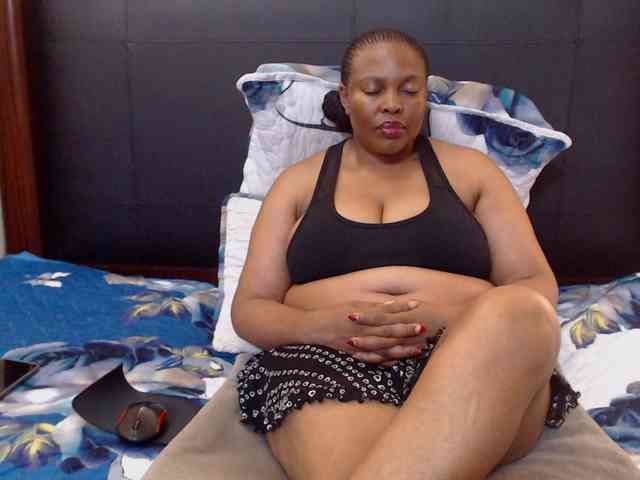 Busttyebony19 webcam