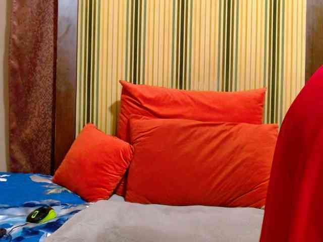 Busttyebony19 webcam