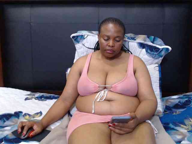 Busttyebony19 webcam