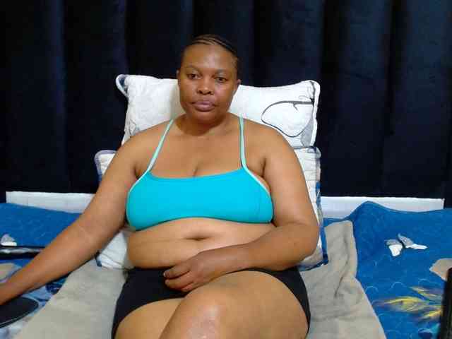 Busttyebony19 webcam