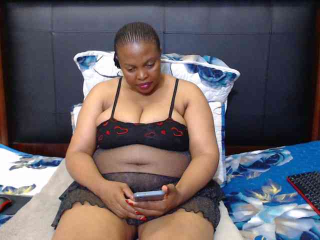 Busttyebony19 webcam