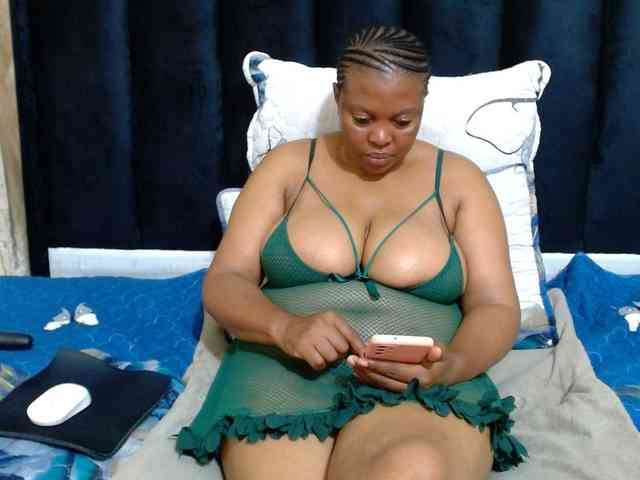 Busttyebony19 webcam