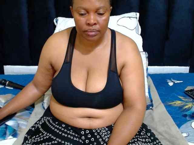 Busttyebony19 webcam