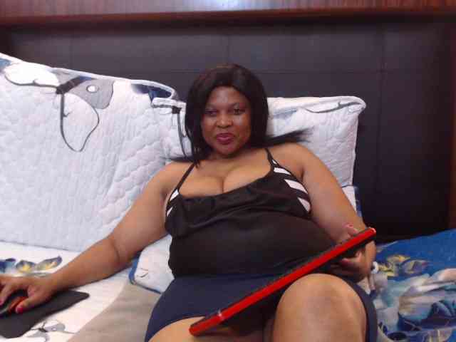 Busttyebony19 webcam