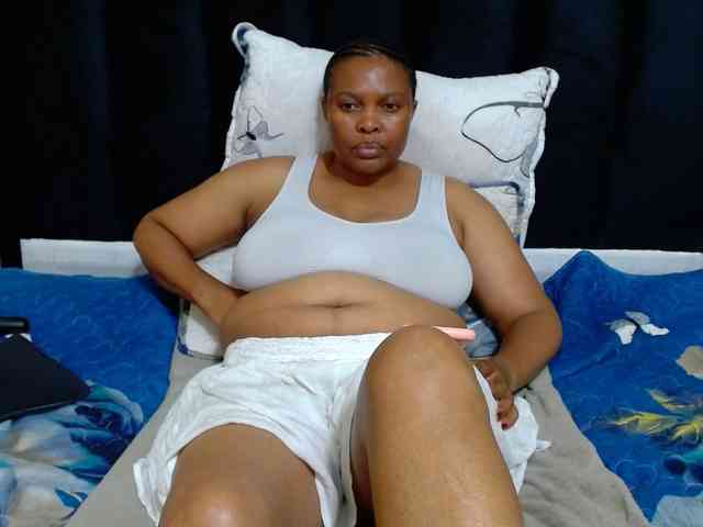 Busttyebony19 webcam