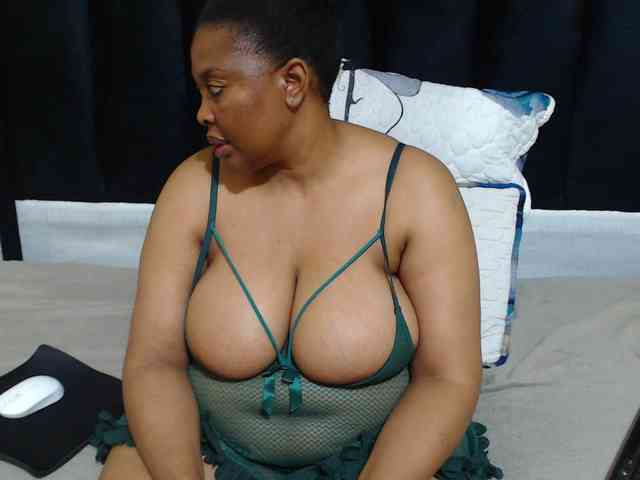 Busttyebony19 Busttyebony19