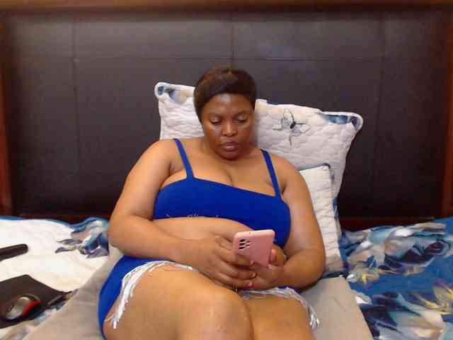 Busttyebony19 webcam