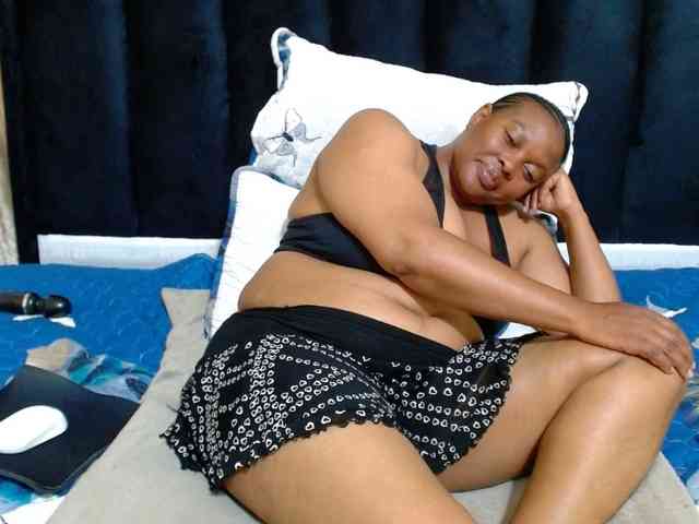 Busttyebony19 webcam