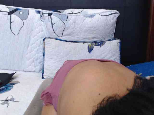 Busttyebony19 webcam
