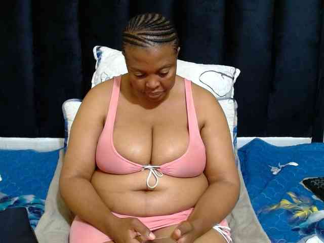 Busttyebony19 webcam