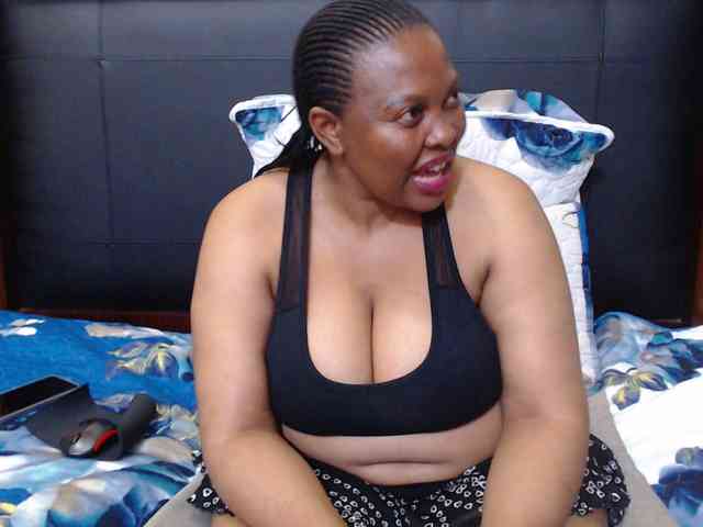 Busttyebony19 webcam