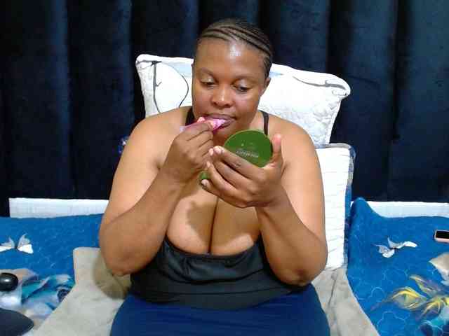 Busttyebony19 webcam