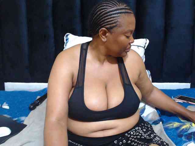 Busttyebony19 webcam