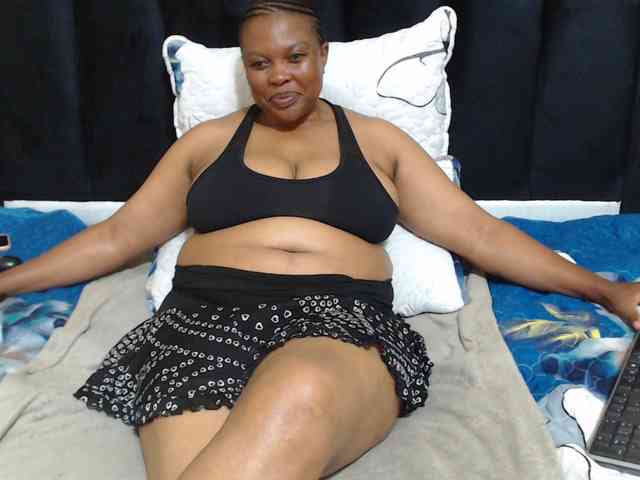 Busttyebony19 webcam