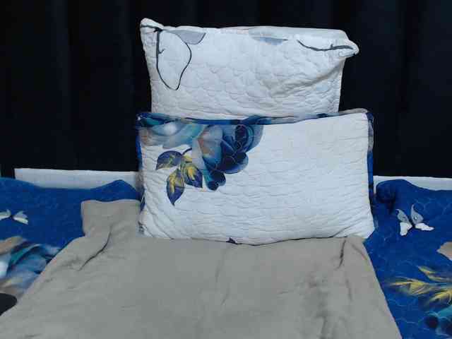 Busttyebony19 webcam