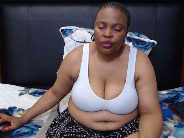 Busttyebony19 webcam