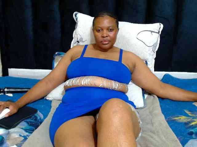 Busttyebony19 webcam