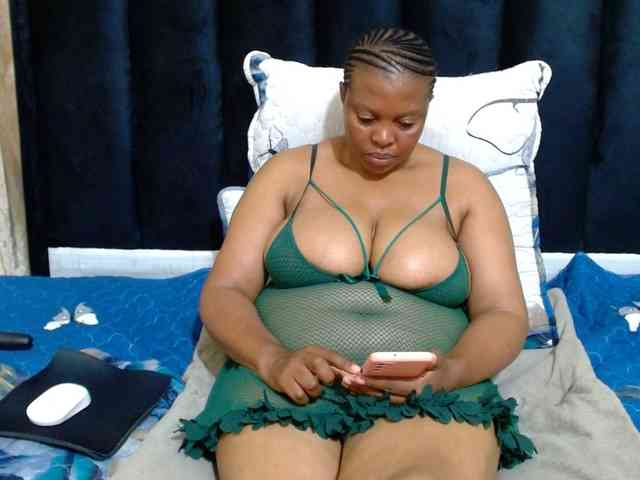 Busttyebony19 webcam