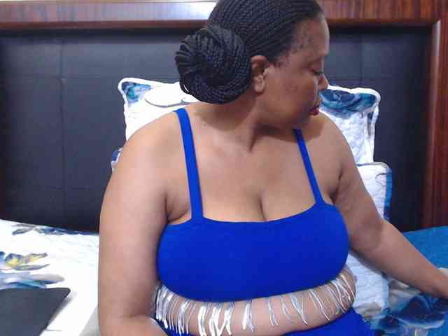 Busttyebony19 webcam