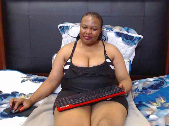 Busttyebony19 webcam