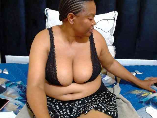 Busttyebony19 webcam