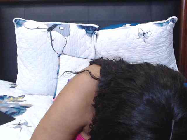 Busttyebony19 webcam