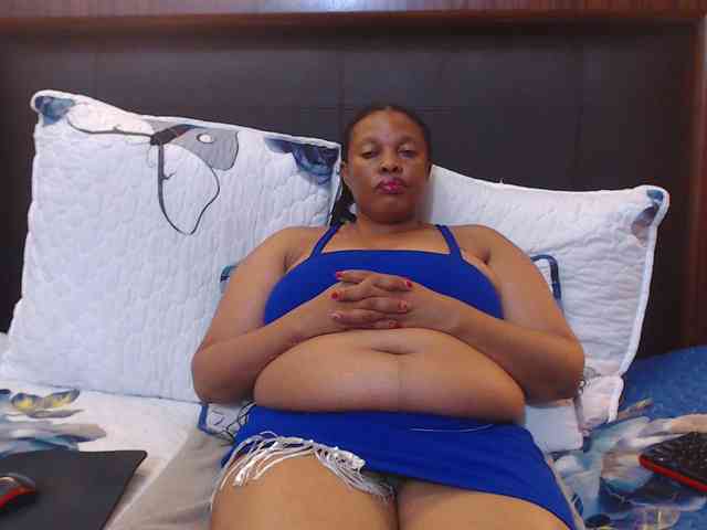 Busttyebony19 webcam
