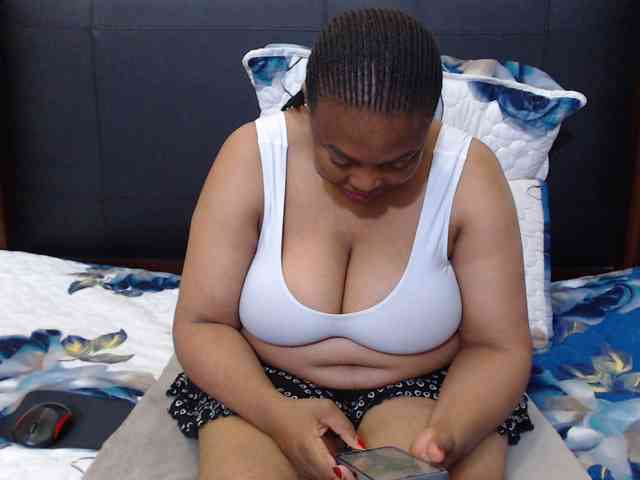Busttyebony19 webcam
