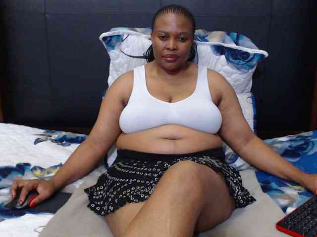 Busttyebony19 webcam