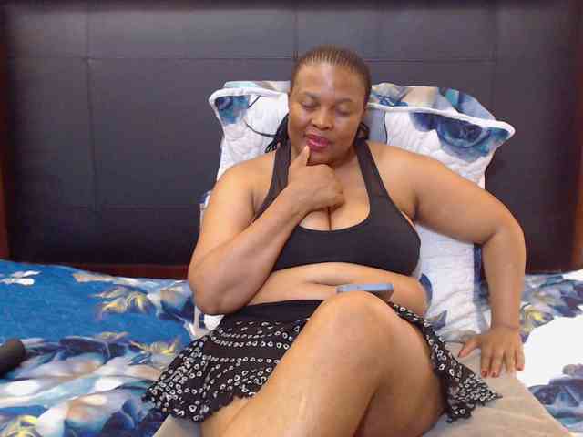 Busttyebony19 webcam