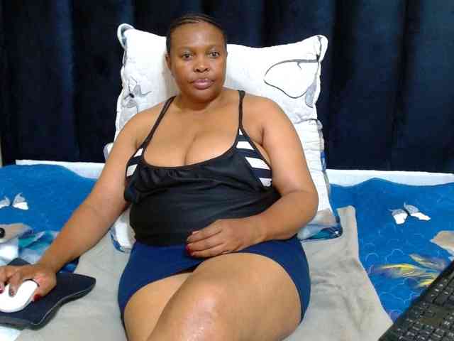 Busttyebony19 webcam