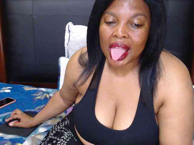 Busttyebony19 webcam