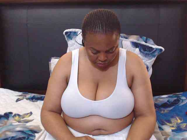 Busttyebony19 webcam