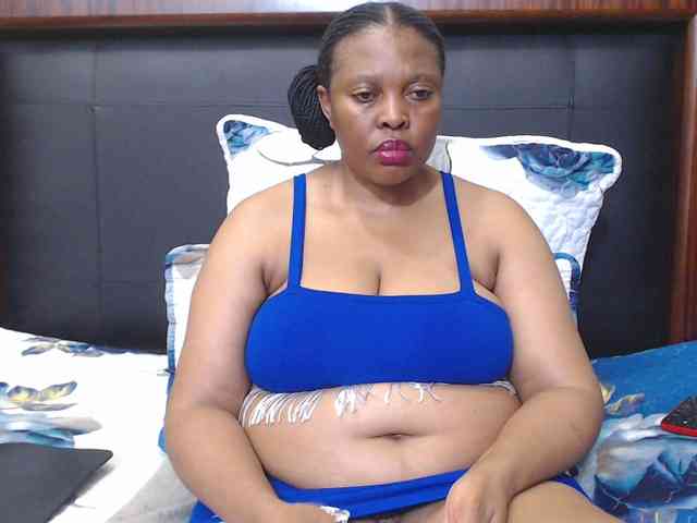 Busttyebony19 webcam