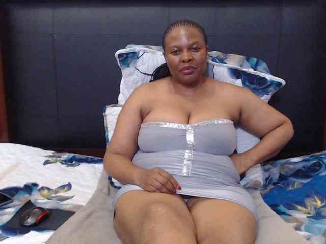Busttyebony19 webcam