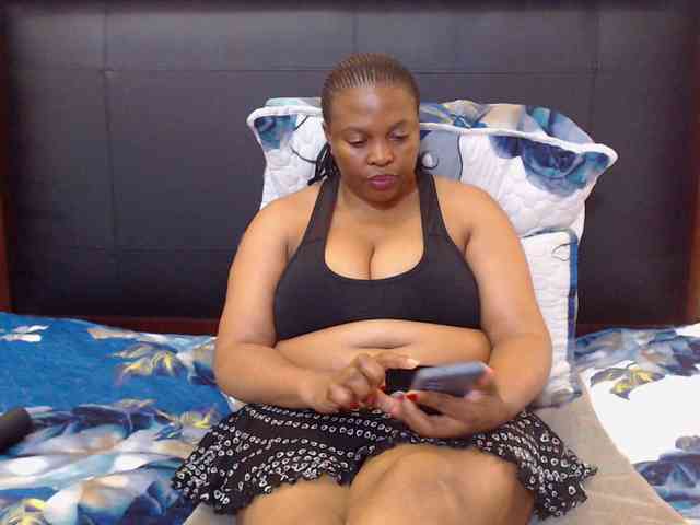 Busttyebony19 webcam